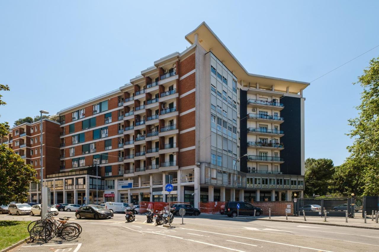 Studio 24 - Holiday & Business Apartment Bolonha Exterior foto