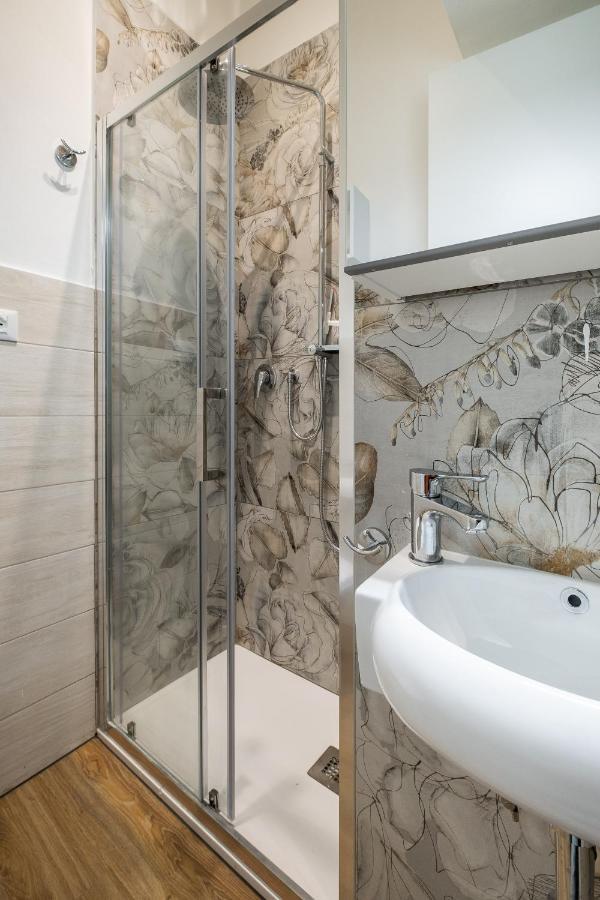 Studio 24 - Holiday & Business Apartment Bolonha Exterior foto